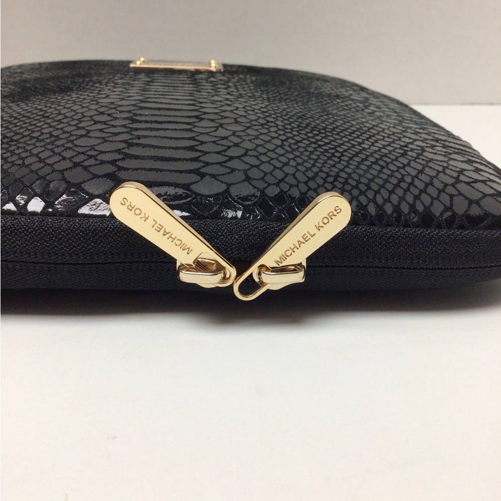 MICHAEL Michael Kors Black Reptile Print Leather Case for iPad/Kindle - Picture 4 of 6